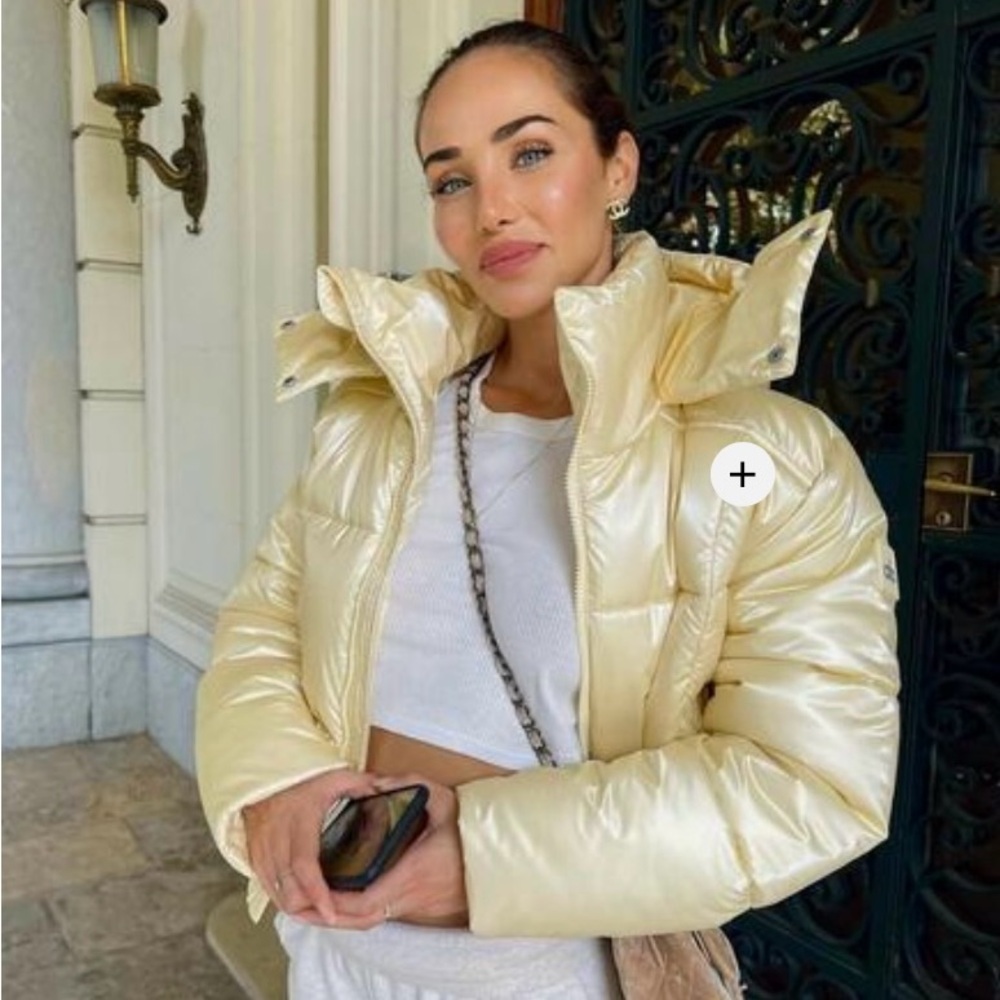 ALO Yoga Cream Puffer Jacket